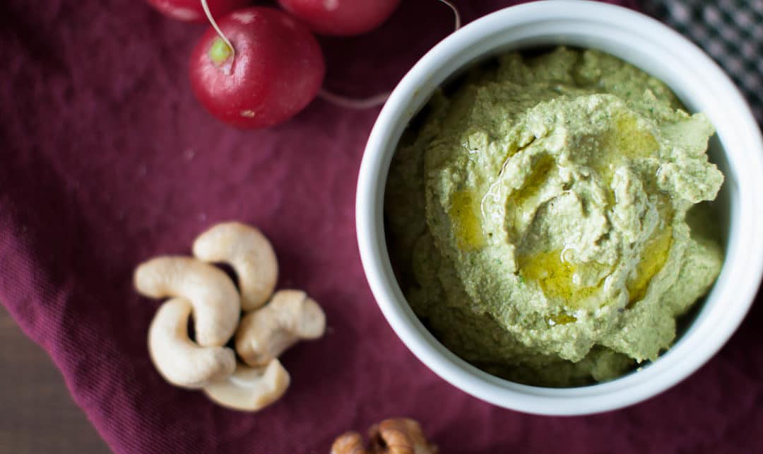 Pesto de fanes de radis