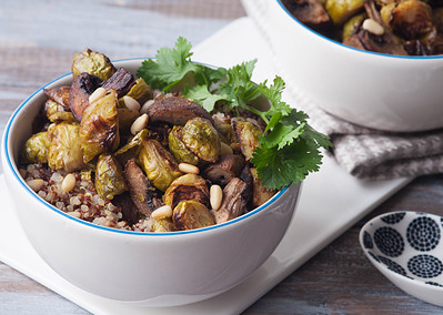 Choux de Bruxelles et champignons en salade